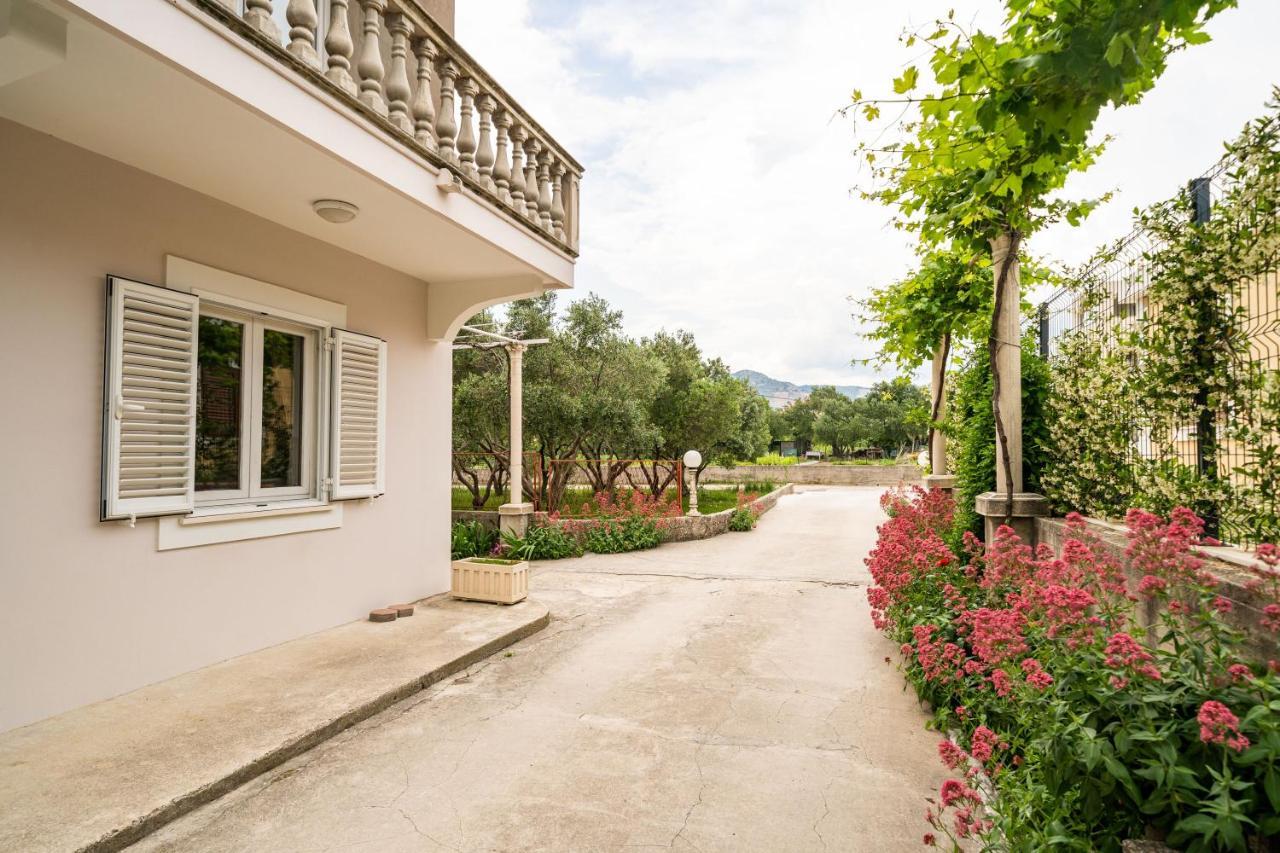 Francesca Guesthouse مْليني المظهر الخارجي الصورة
